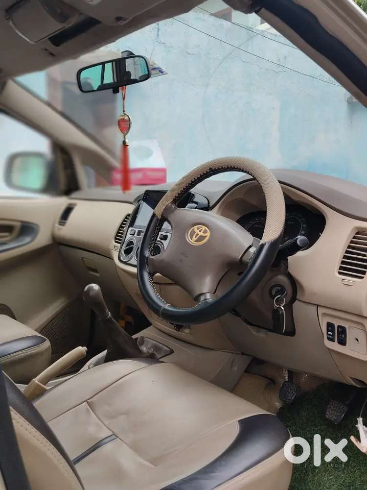 Toyota Innova 2.5 V 2008.