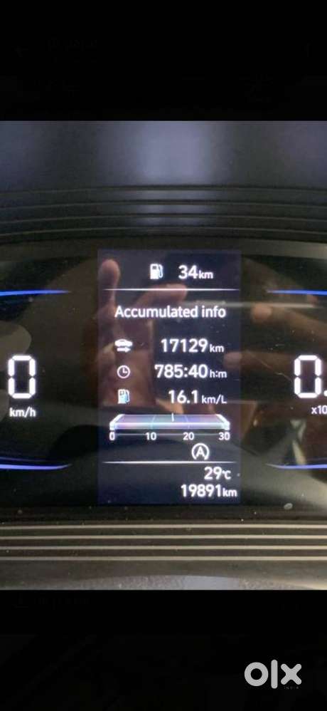 Hyundai Venue Sx (o) Mt 1.5 Diesel, 2024, Diesel