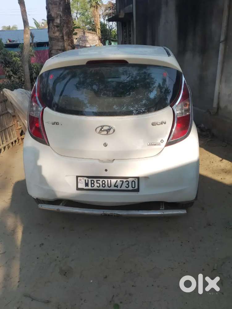 Hyundai Eon Magna 2012
