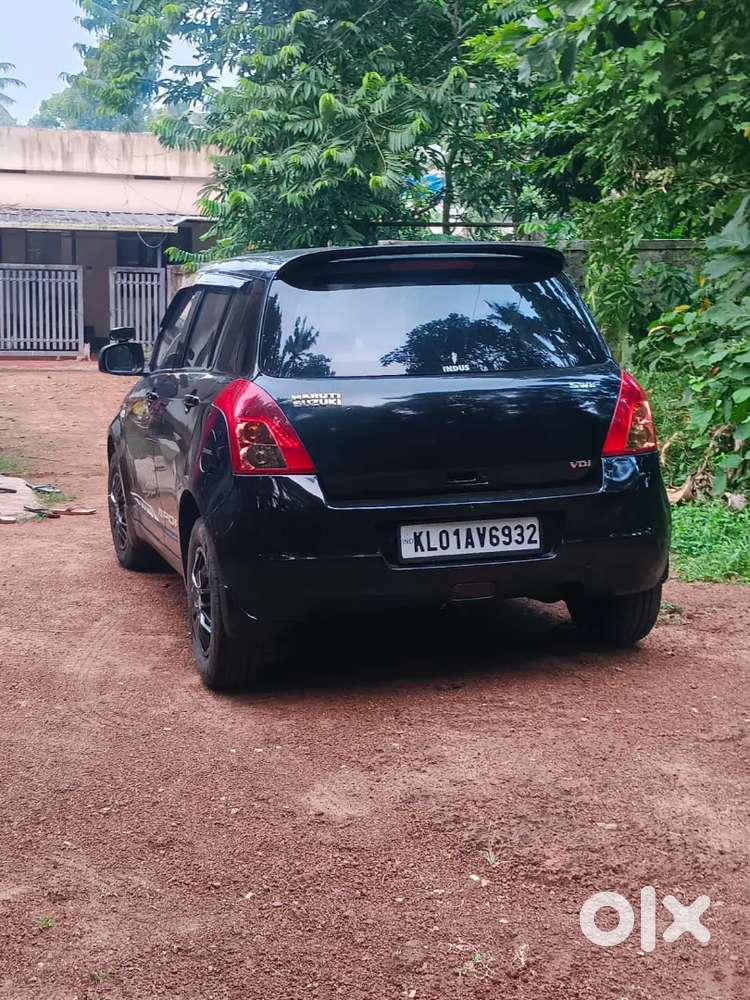 Maruti Suzuki Swift 2009 Diesel 112500 Km Driven