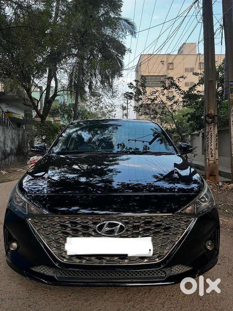 Hyundai Verna 2023 Diesel Well Maintained