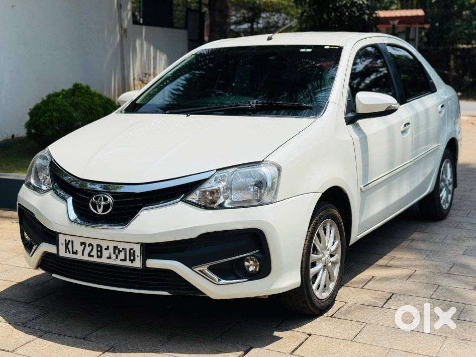 Toyota Etios Vx Limited Edition, 2017, Petrol