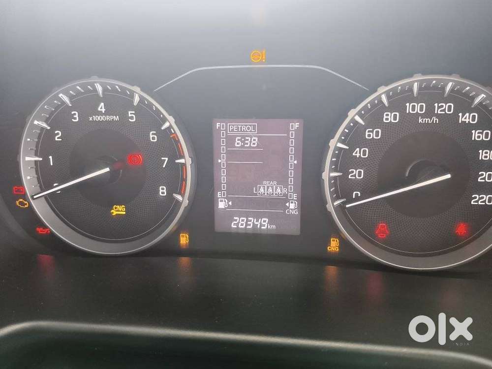 Maruti Suzuki Brezza 1.5 Lxi Cng, 2025, Cng & Hybrids
