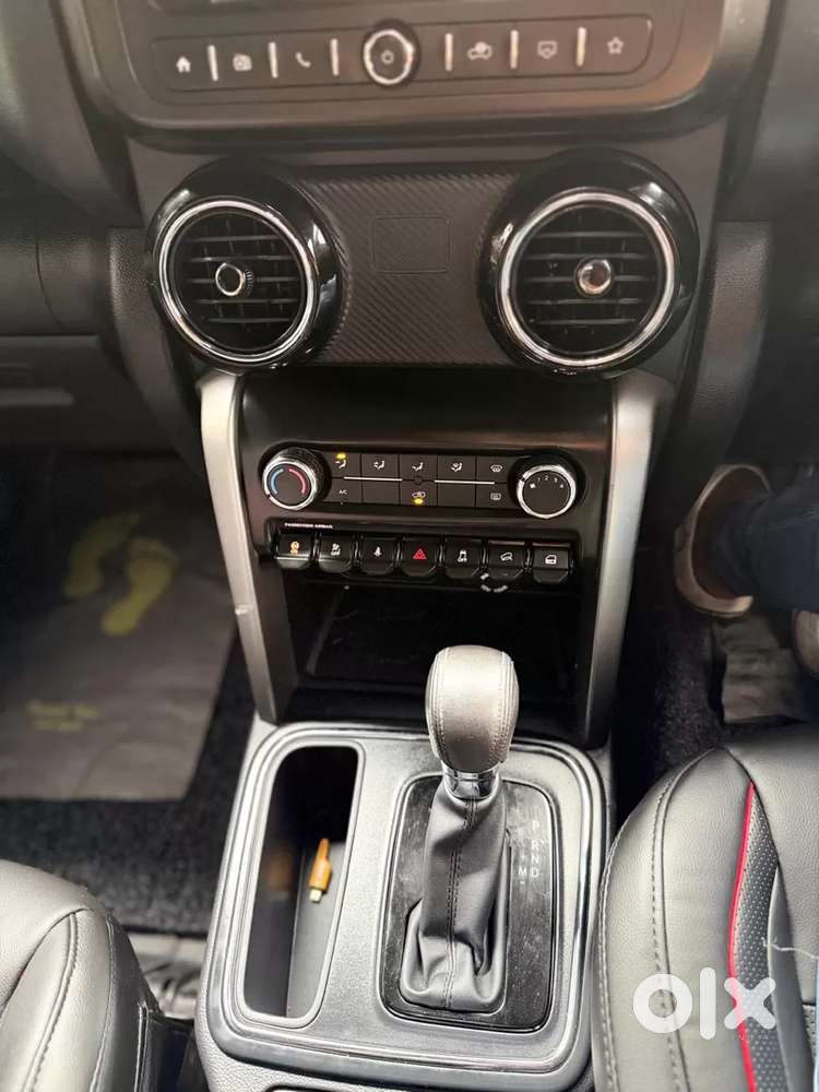 Mahindra Thar Lx 4-str Hard Top At, 2023, Petrol