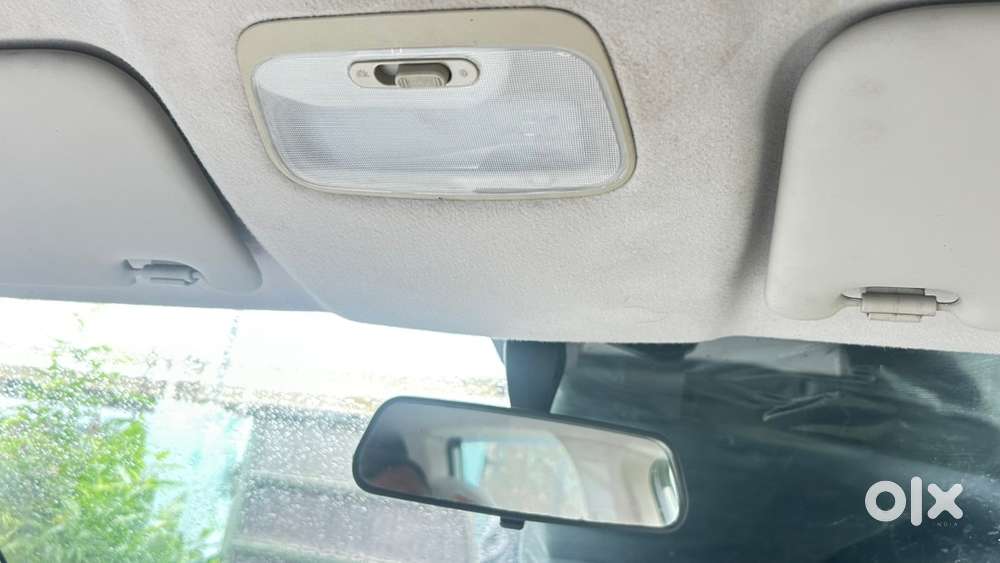 Mahindra Xuv700 2024 Diesel Well Maintained