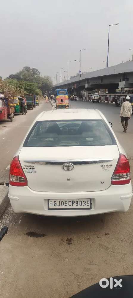 Toyota Etios 2011 Petrol 200000 Km Driven All Paper Clear