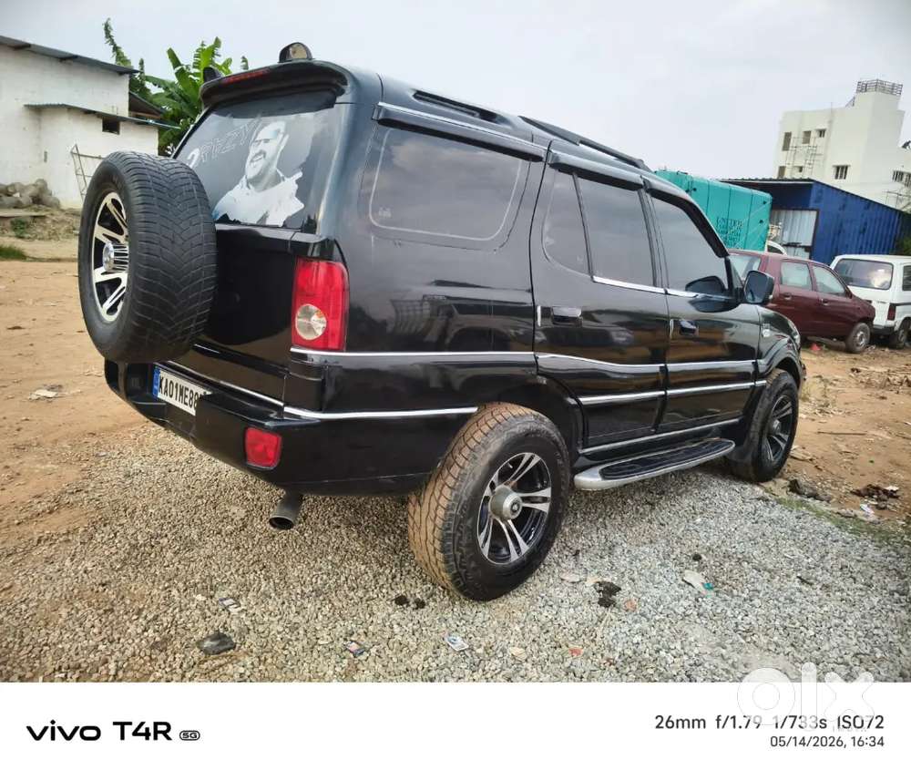 Tata Safari 2009