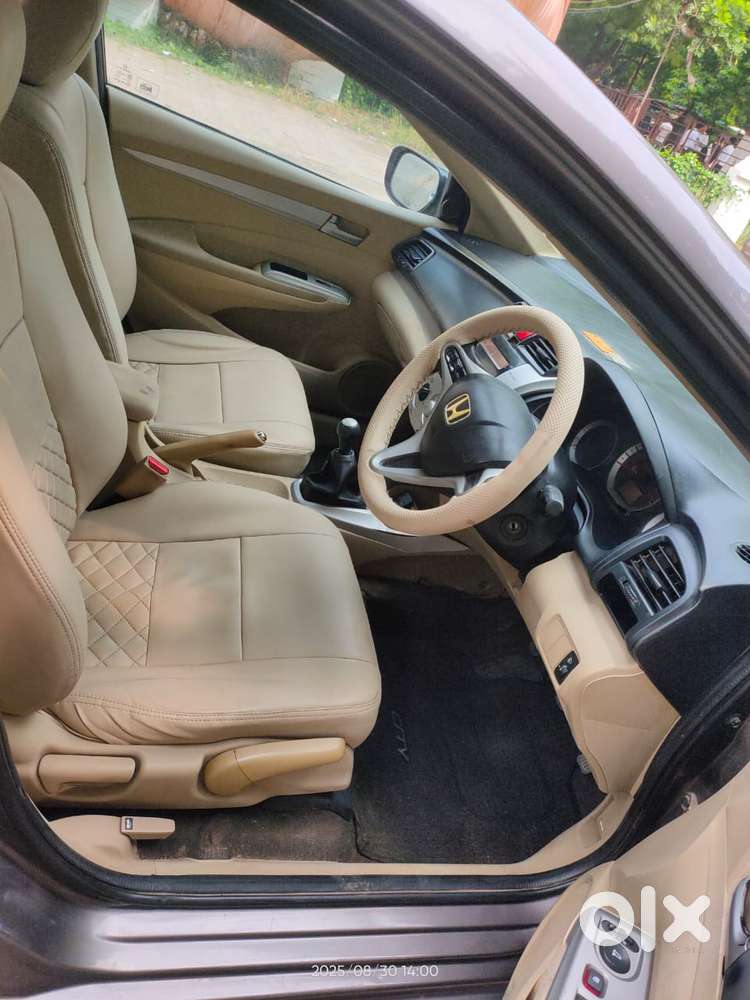 Honda City, 2011, Petrol