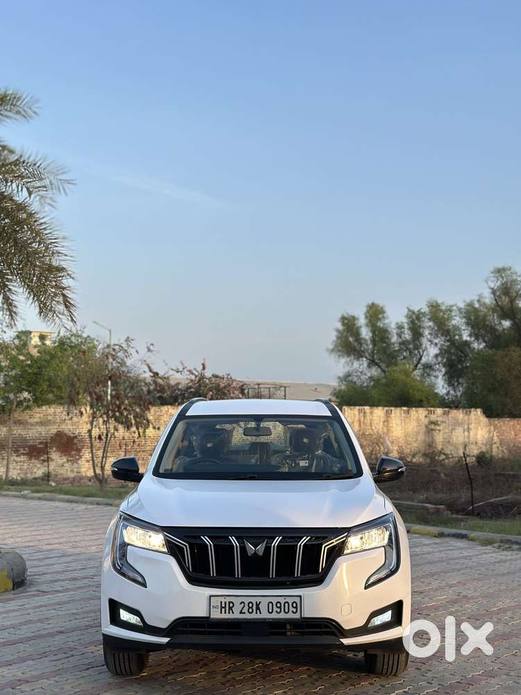 Mahindra Xuv700 Mx Diesel Mt 5 Str (e), 2022, Diesel
