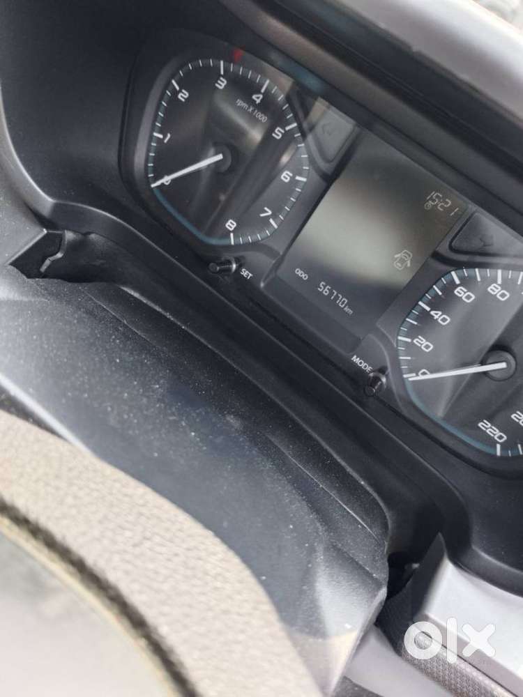 Tata Altroz 1.2 Xe Rhytm Petrol, 2020, Petrol