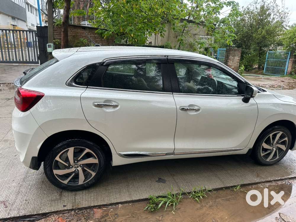 Toyota Glanza 2024 -2025 Cng & Hybrids Good Condition