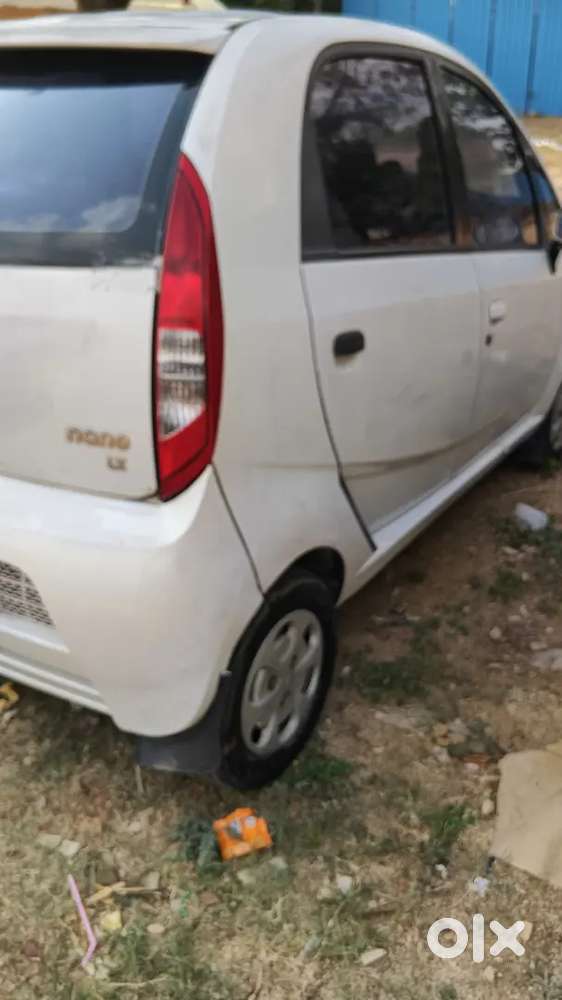 Tata Nano Lx Bsiii 2012 Petrol