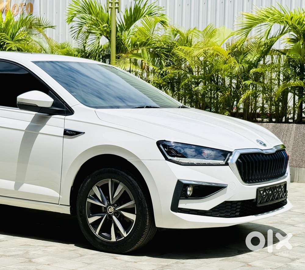 Skoda Slavia Style 1.0l Tsi At, 2023, Petrol