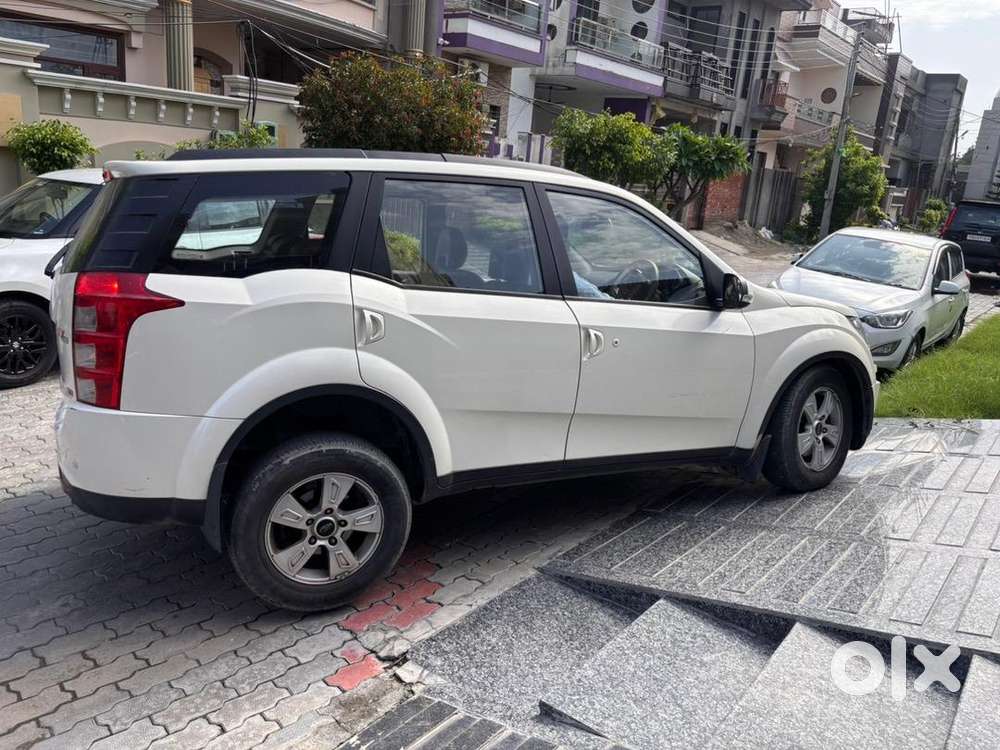 Mahindra Xuv500 2014 Diesel 52500 Km Driven