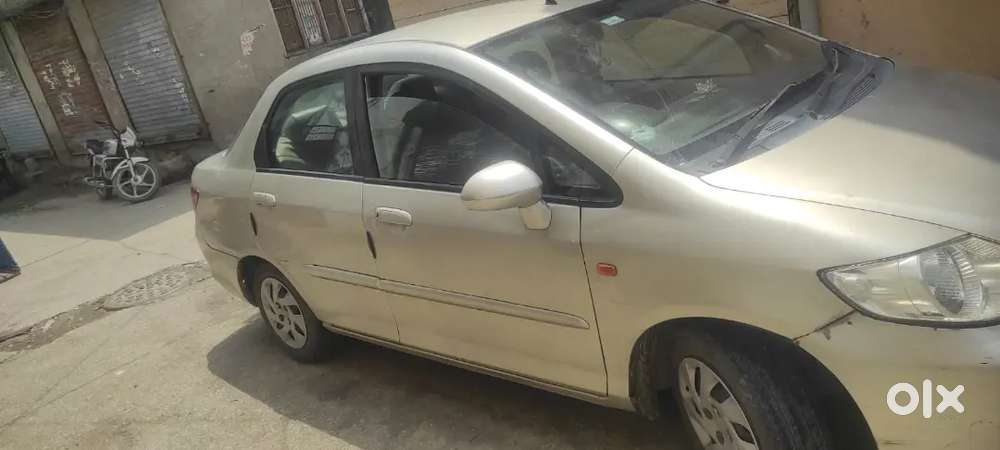 Honda City Petrol 2004 Variant