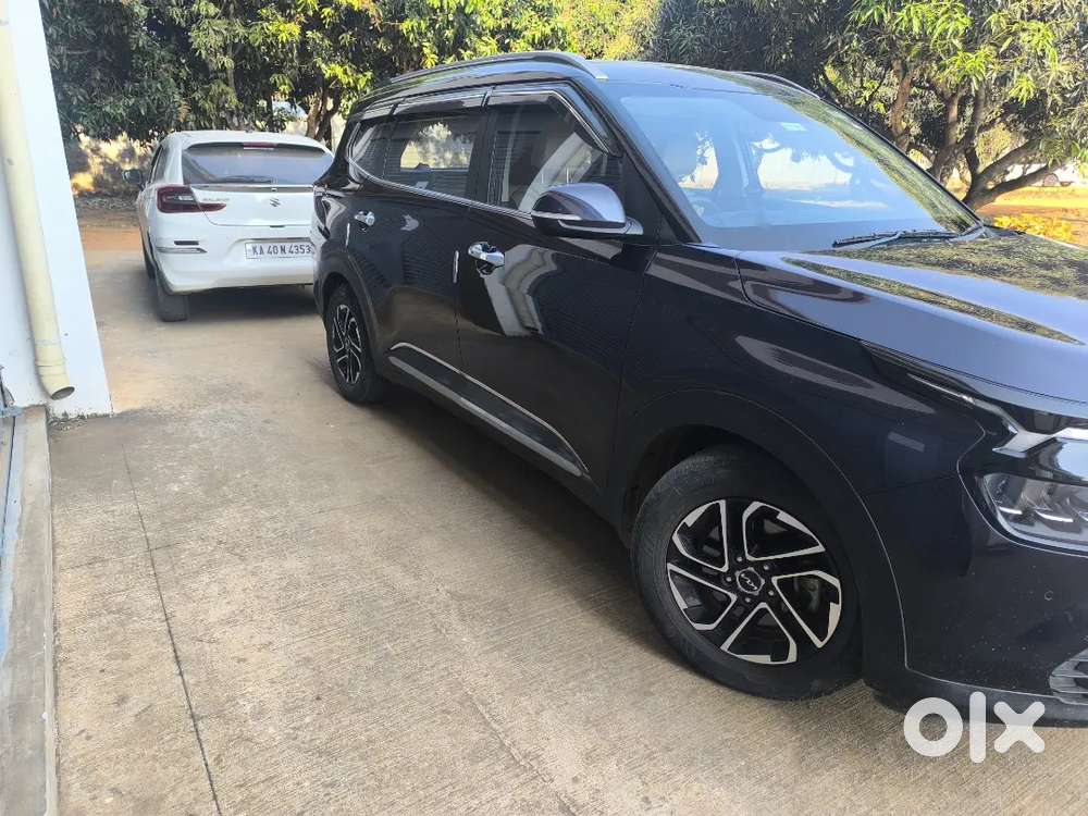 Kia Carens 2023 Diesel Well Maintained