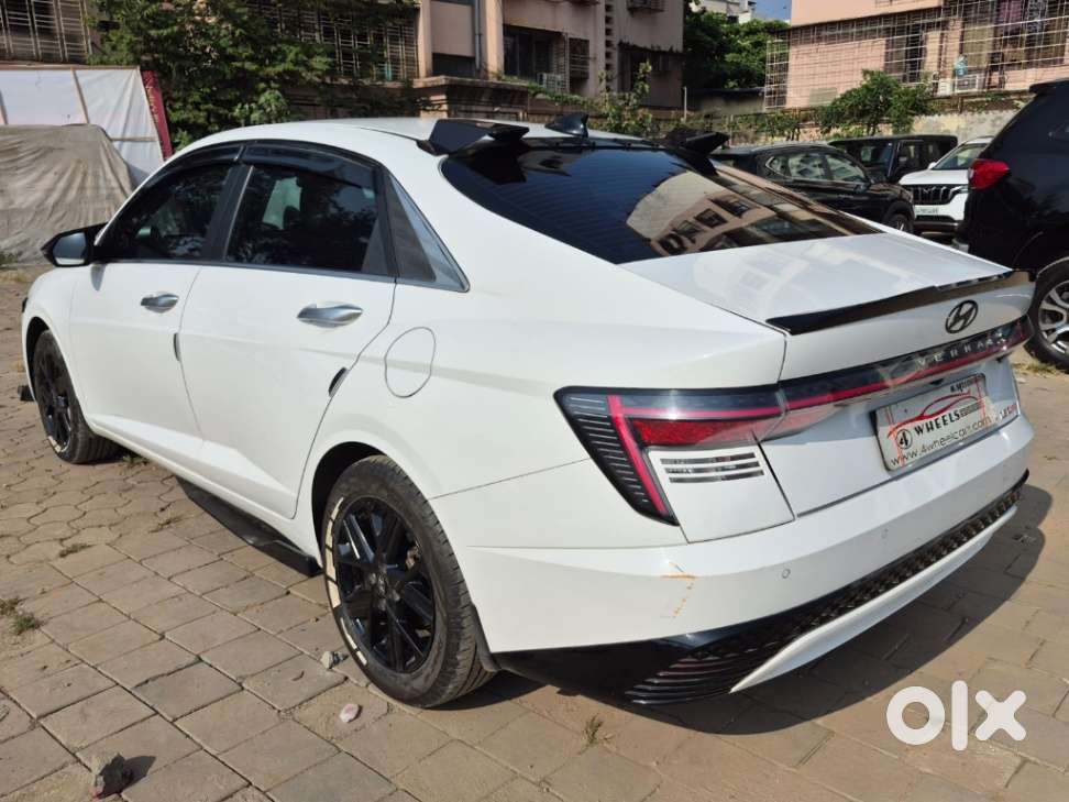 Hyundai Verna Sx (o) 1.5 Turbo Petrol Dct, 2023, Petrol