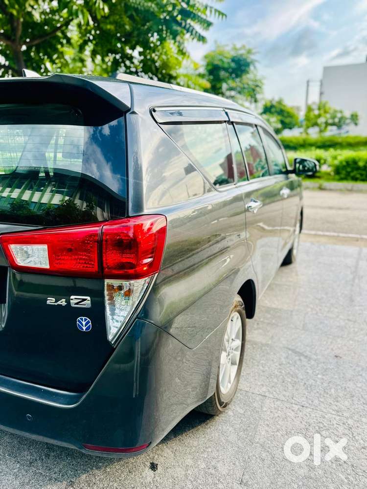 Toyota Innova Crysta 2.4 Z 7 Str, 2017, Diesel