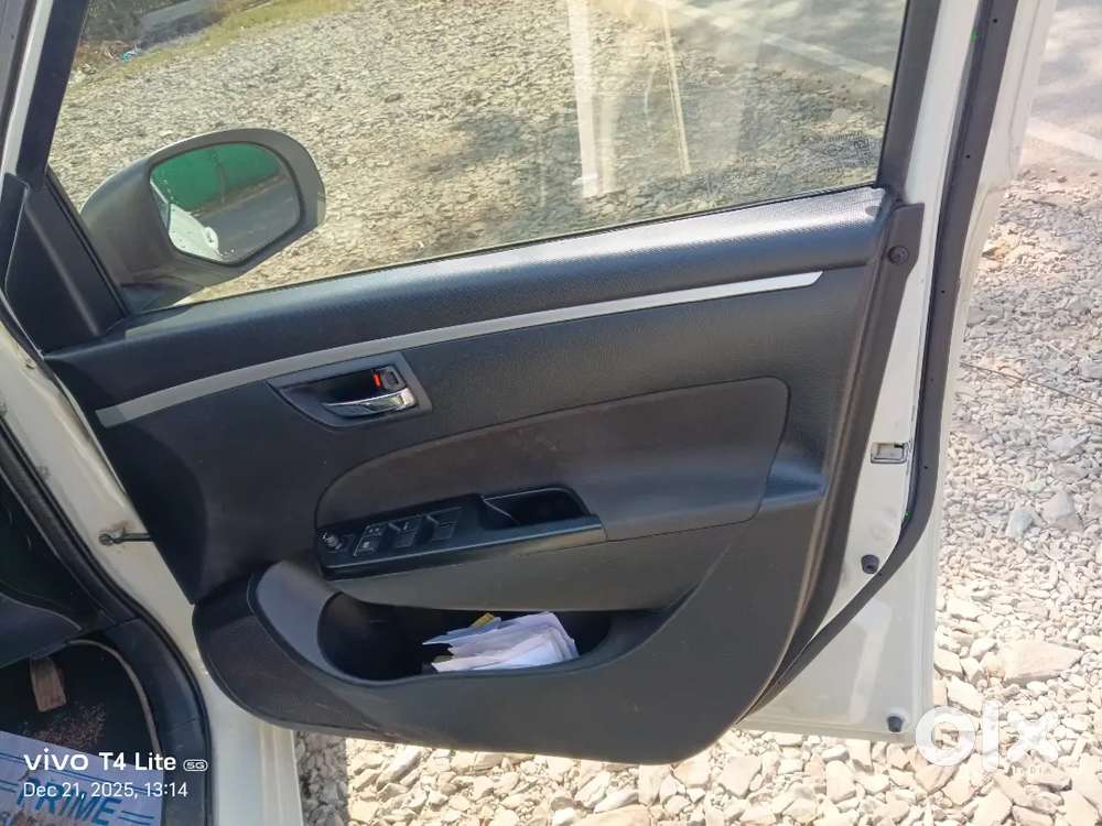 Maruti Suzuki Swift 2013 Diesel 54000 Km Driven