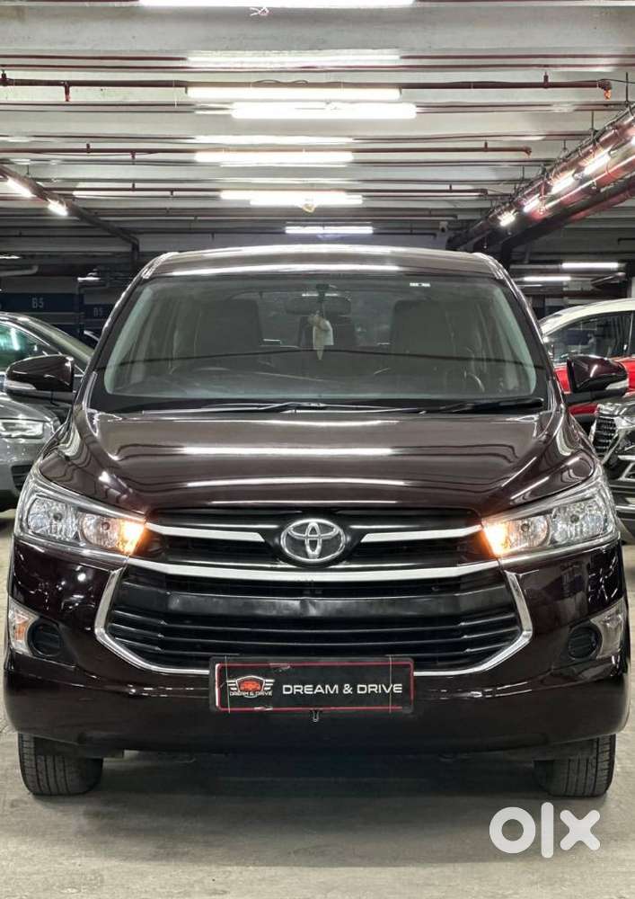 Toyota Innova Crysta 2.8 Gx At 8 Seater, 2016, Diesel