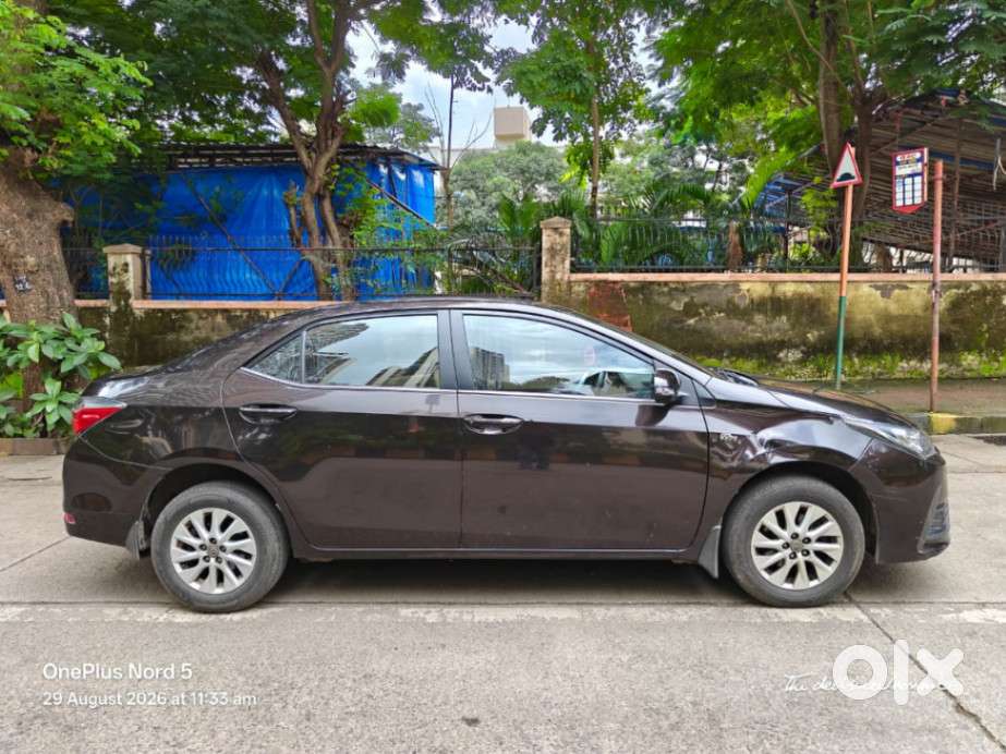 Toyota Corolla Altis 1.8 G Cvt, 2017, Petrol