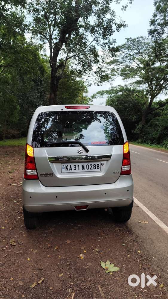 Wagon R Vxi (2015) Single Owner With Full Service History