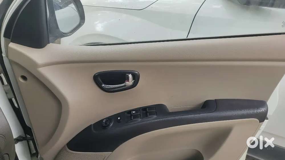 Hyundai I10 2012 Petrol Manual, Cng Fitted But Not On Rc,