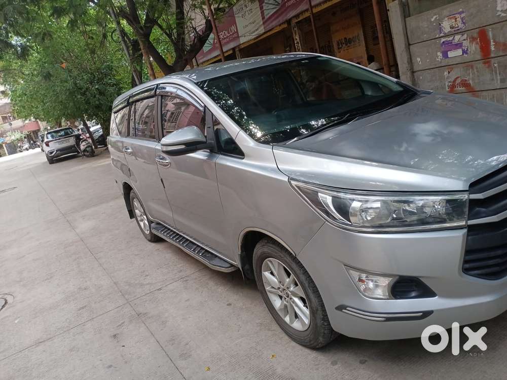 Toyota Innova Crysta 2.4 G Mt 8s, 2016, Diesel