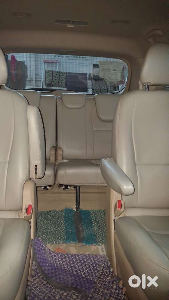 Kia Carnival Premium, 2021, Diesel