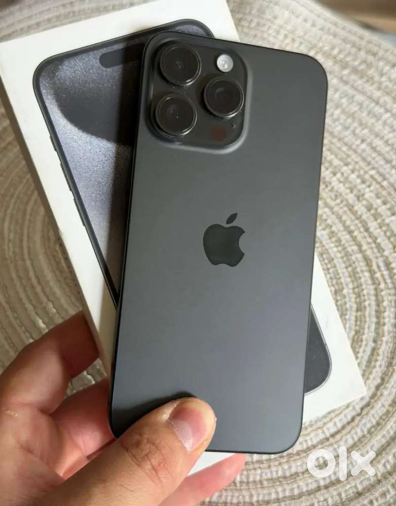 IPHONE 15PRO MAX 256 MINT CONDITION IMMACULATE CONDITION  BATTERY 100%