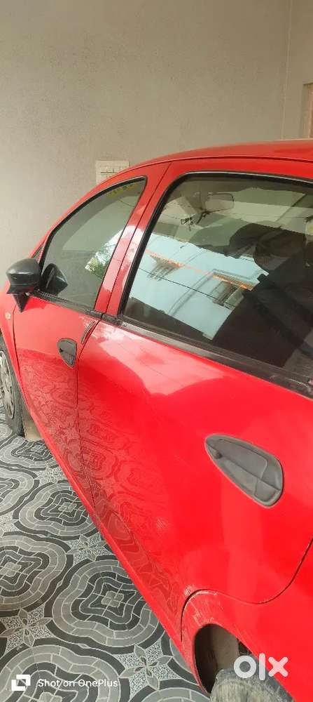 Fiat Grand Punto 2009 Petrol 98000 Km Driven