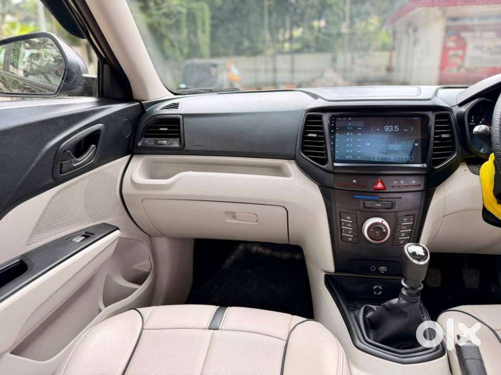 Mahindra Xuv300 W6, 2023, Petrol