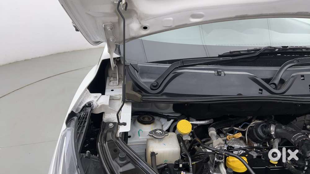 Nissan Magnite 1.0 Xv Turbo Cvt, 2022, Petrol