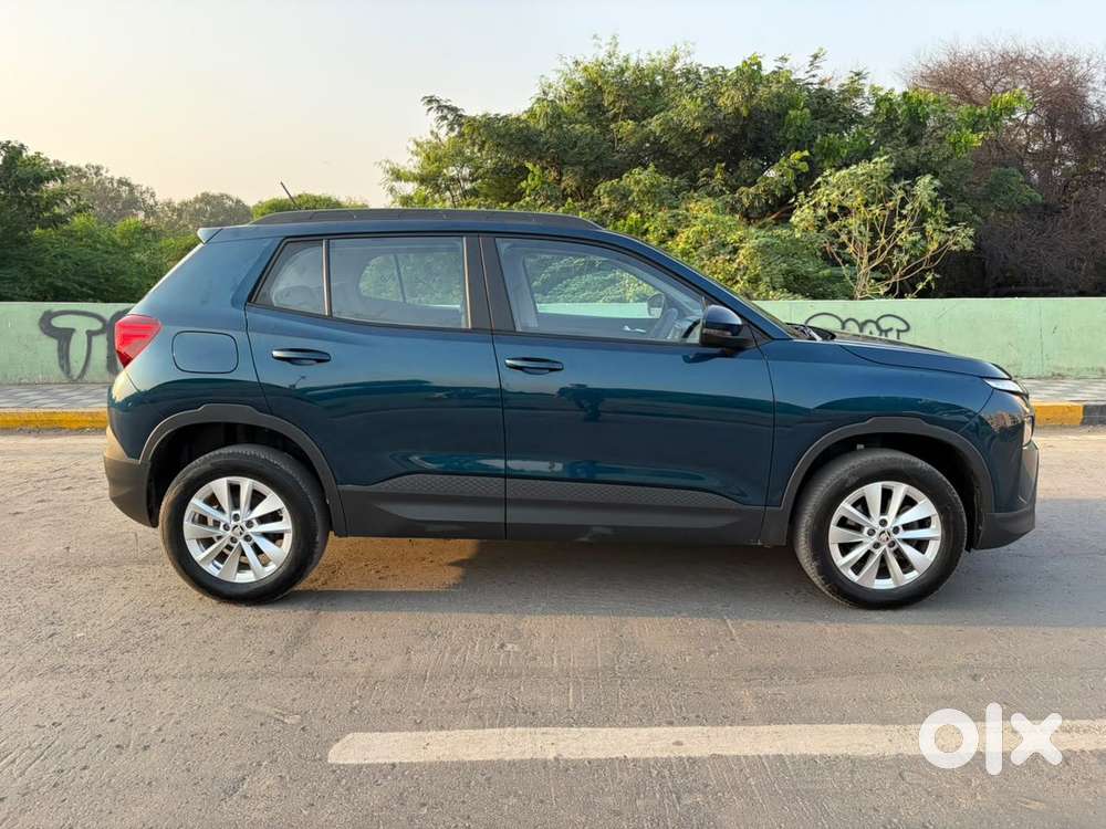Skoda Kylaq Signature At, 2025, Petrol