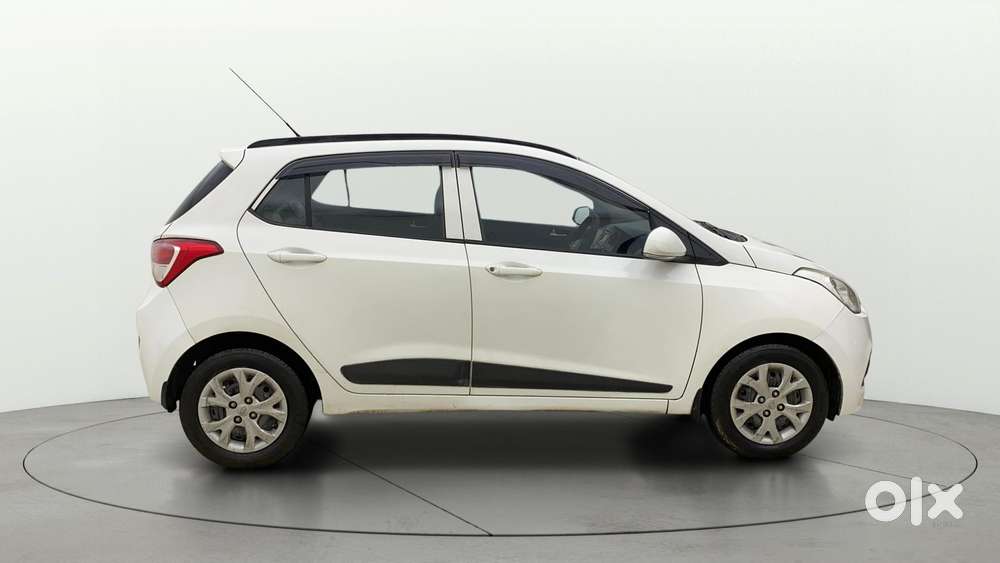 Hyundai Grand I10 Sportz 1.2 Kappa Vtvt, 2015, Petrol