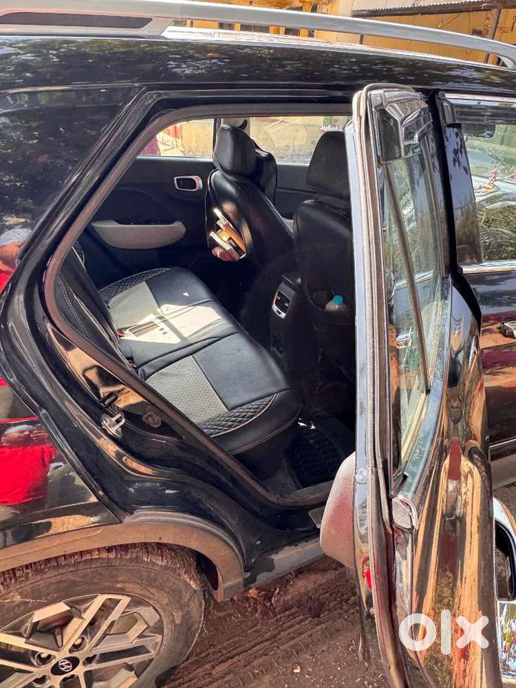 Hyundai Venue 2025 Diesel 50000 Km Driven