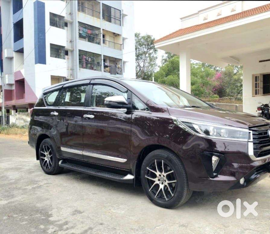 Toyota Innova Crysta 2.4 V 7 Str, 2017, Diesel