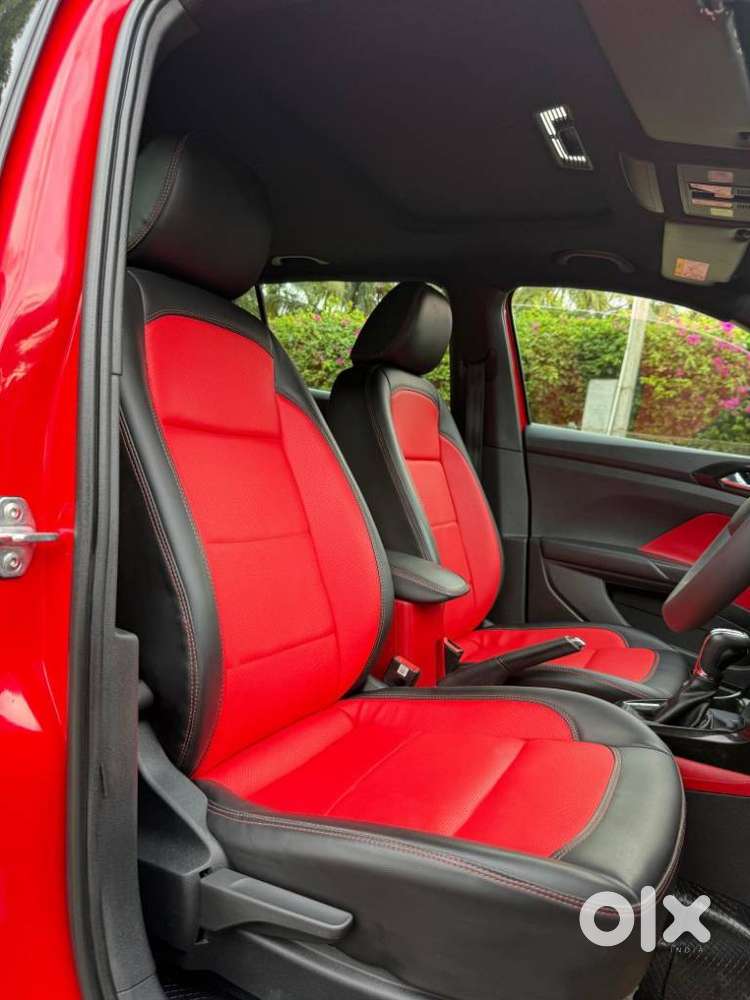 Skoda Kushaq 1.0 Tsi Style At (6 Airbags), 2021, Petrol