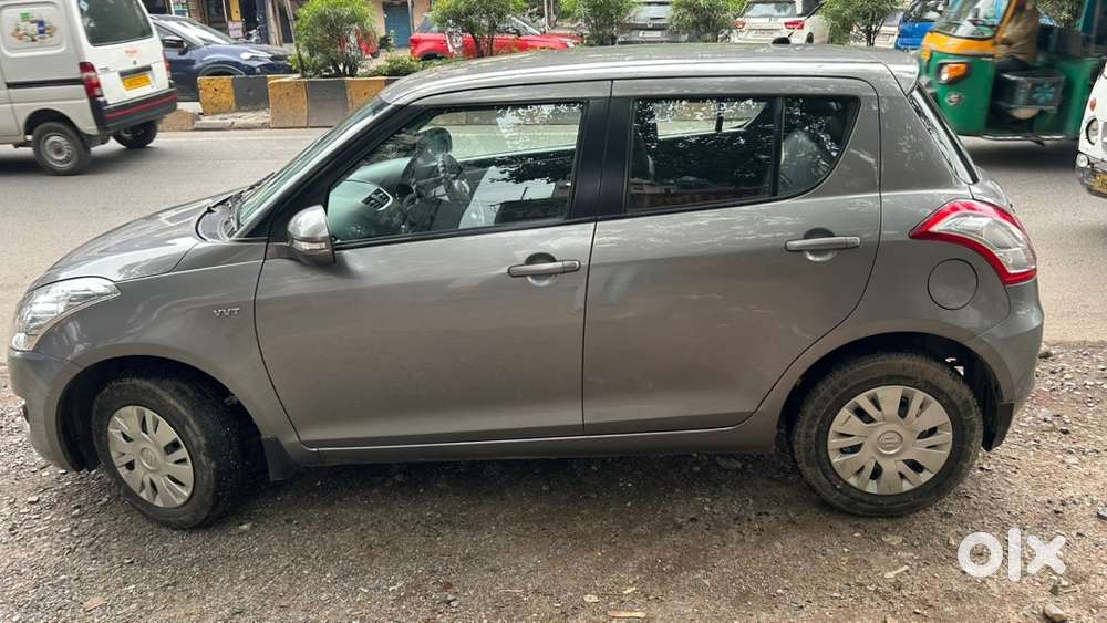 Maruti Suzuki Swift Vxi