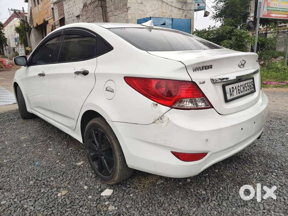 Hyundai Verna, 2013, Diesel