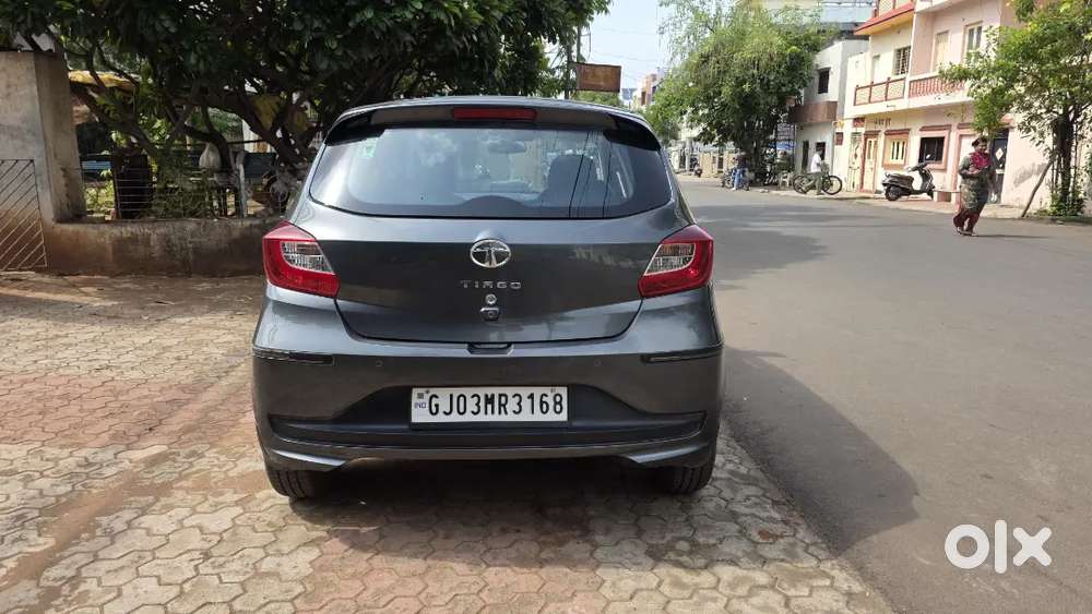 Tata Tiago Revotron Xt 2023 Year