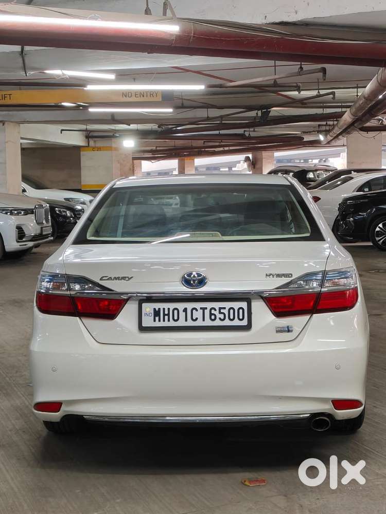 Toyota Camry 2.5 Hybrid, 2017, Cng & Hybrids
