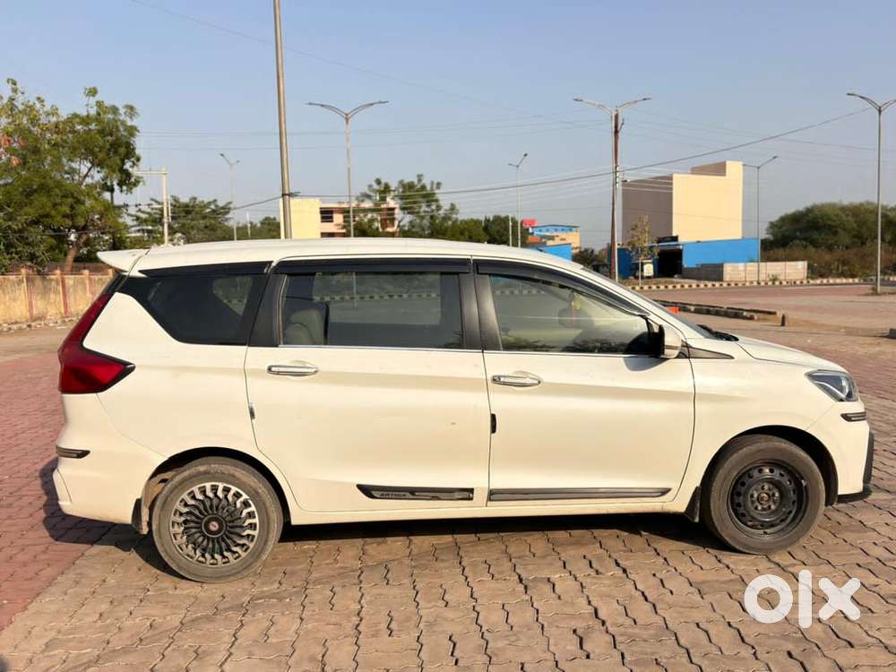 Maruti Suzuki Ertiga 1.5 Vxi, 2025, Petrol