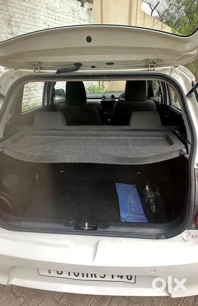 Maruti Suzuki Swift 2021 Petrol 49000 Km Driven