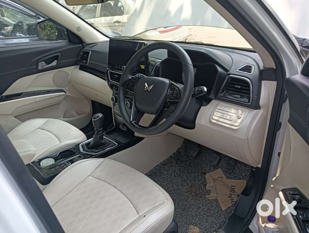 Mahindra Xuv 3xo Ax7l Diesel Mt, 2025, Diesel
