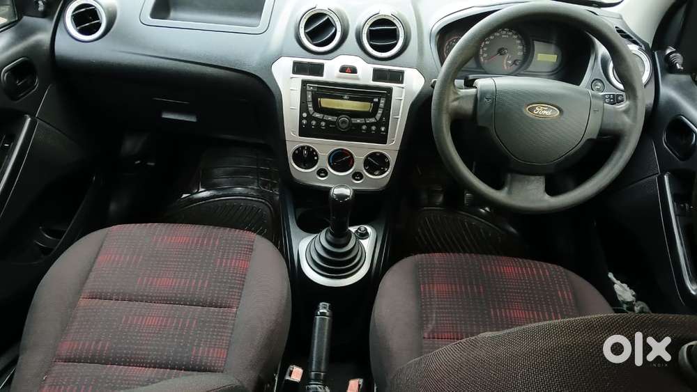 Ford Figo 1.2p Trend Mt, 2011, Petrol