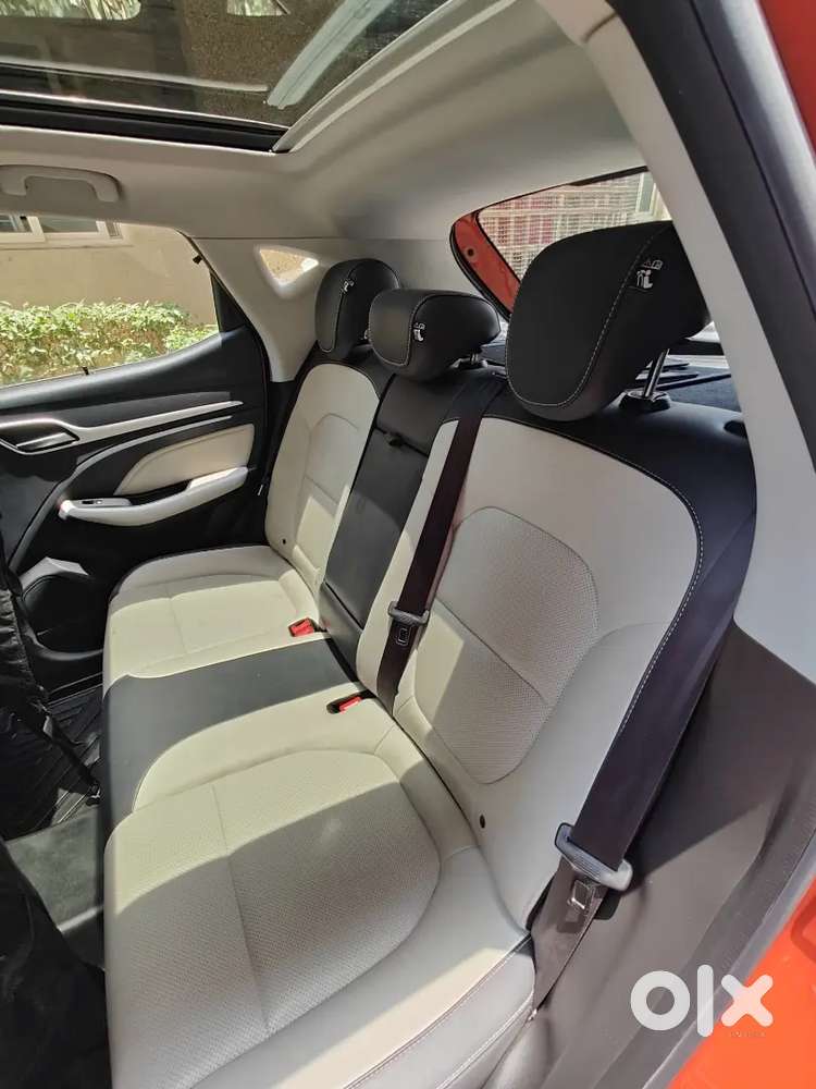 2022 Mg Astor Manual Sharp (top End) Spiced Orange Available For Sale