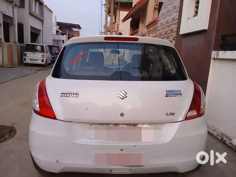 Maruti Suzuki Swift 2015 Petrol Well Maintained