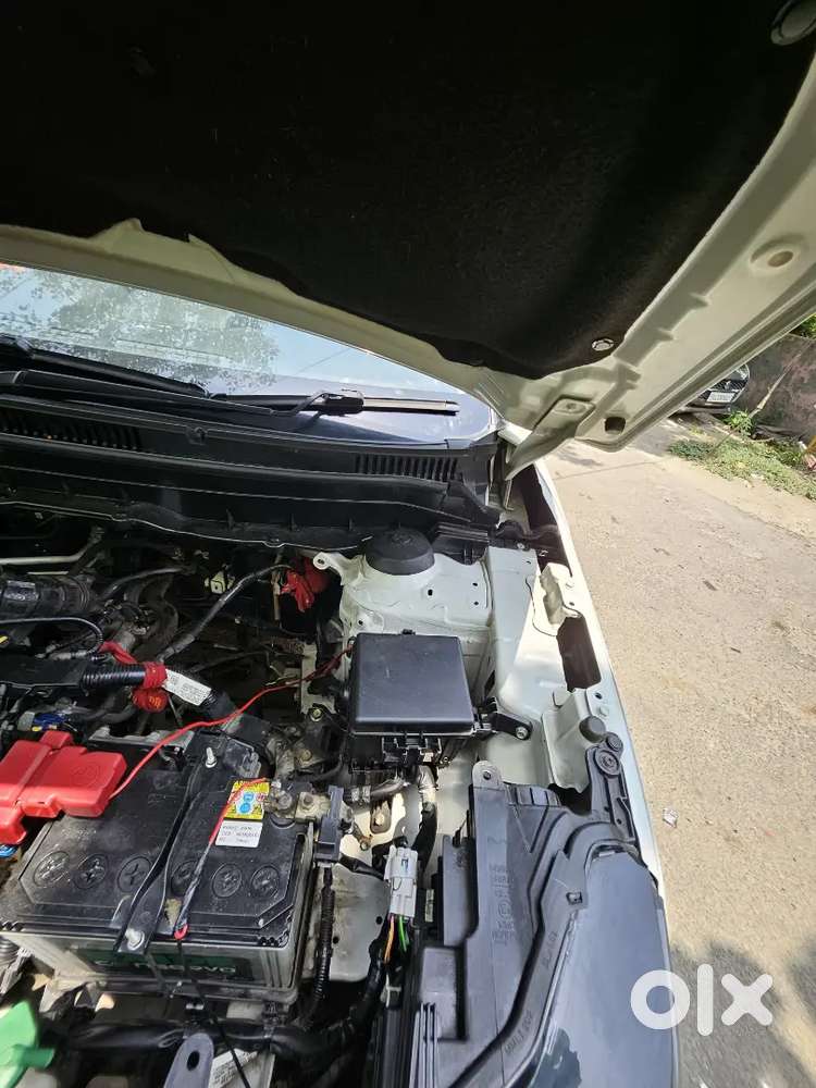 Maruti Suzuki Brezza 2023 Petrol Well Maintained