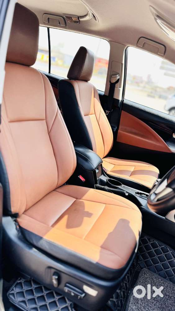 Toyota Innova Crysta 2.8 Zx At 7 Seater, 2016, Diesel